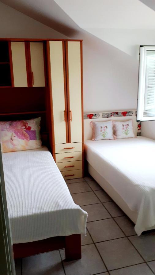 Apartmani Kalinic Bijela Luaran gambar