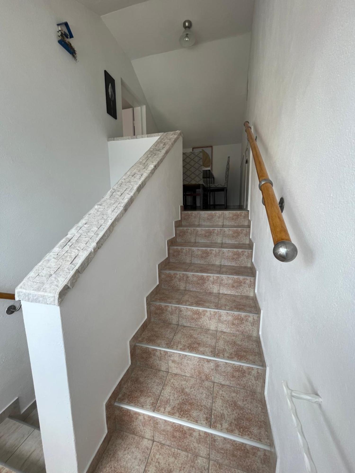 Apartmani Kalinic Bijela Luaran gambar
