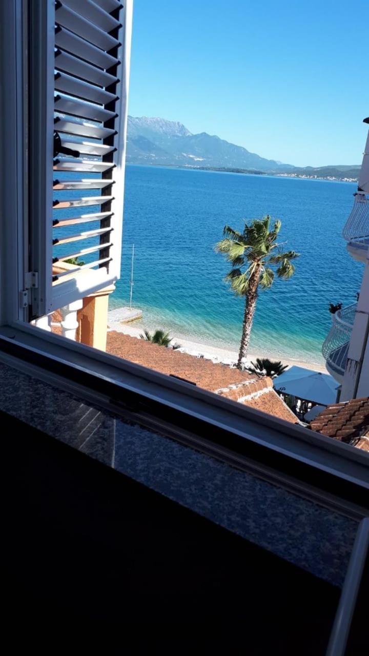 Apartmani Kalinic Bijela Bilik gambar
