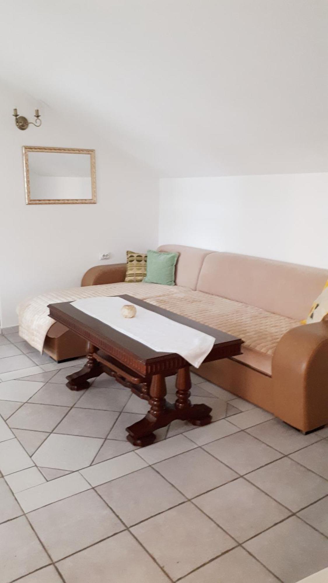 Apartmani Kalinic Bijela Bilik gambar