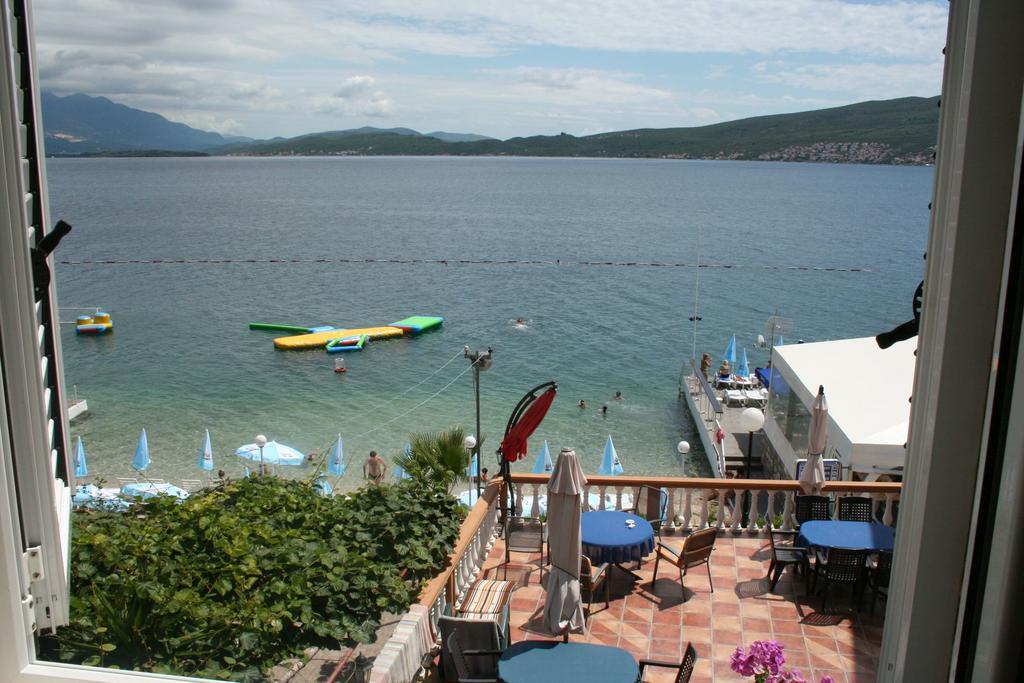 Apartmani Kalinic Bijela Luaran gambar