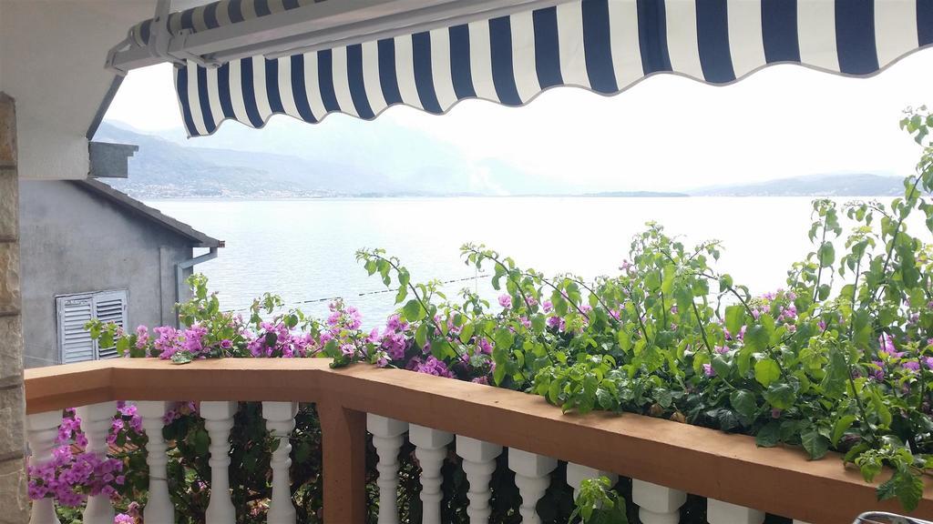 Apartmani Kalinic Bijela Luaran gambar