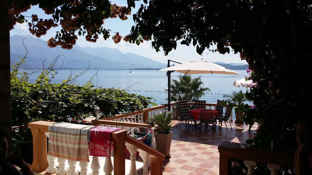 Apartmani Kalinic Bijela Luaran gambar
