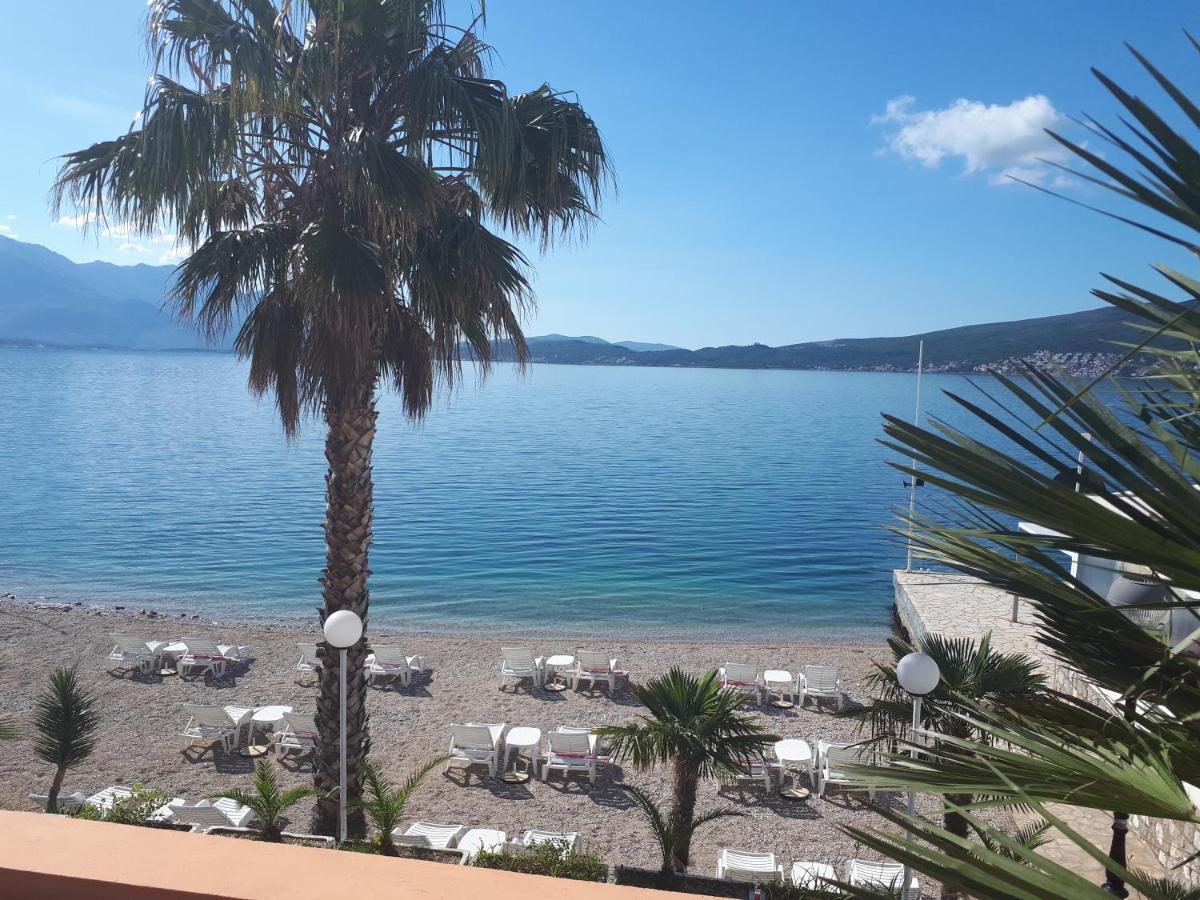 Apartmani Kalinic Bijela Luaran gambar